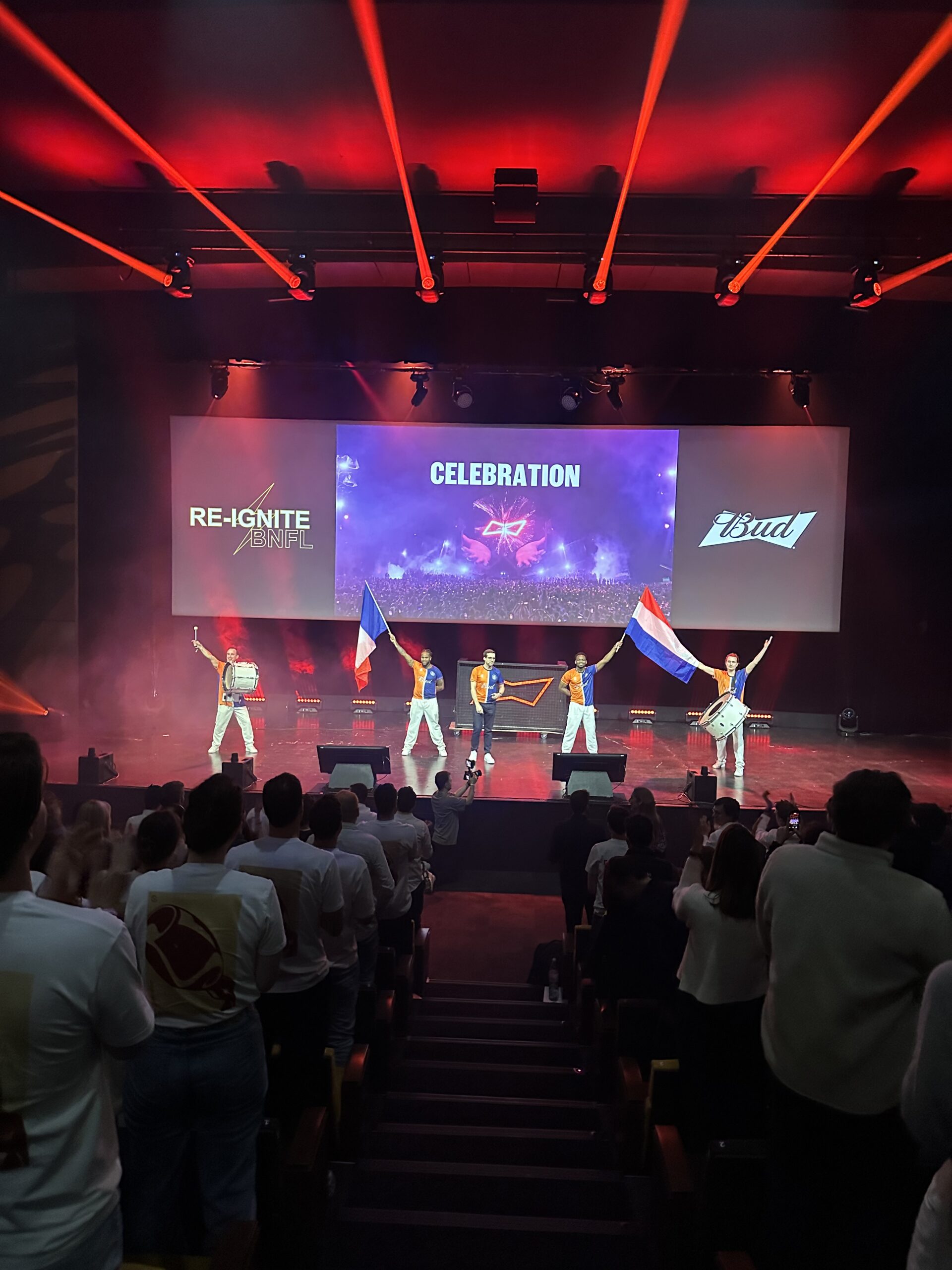 acrobates et musiciens convention