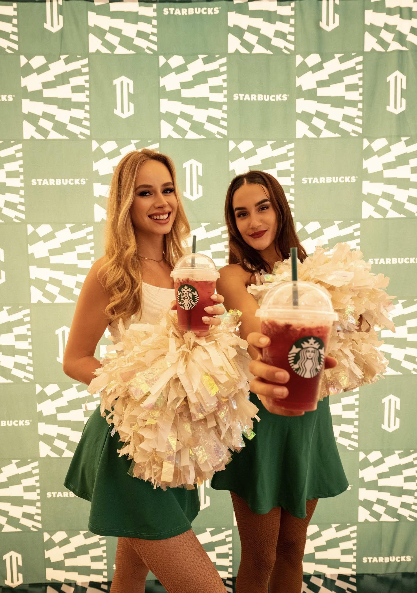 pompom girls Starbucks